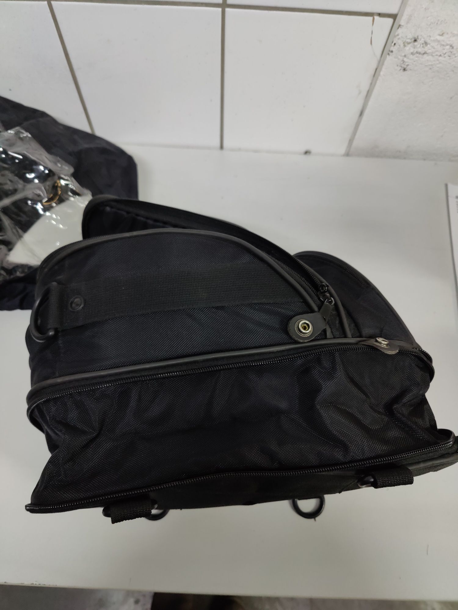 Geanta moto tankbag