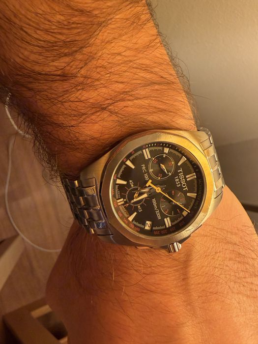 Часовник Tissot PRC 100 запазен