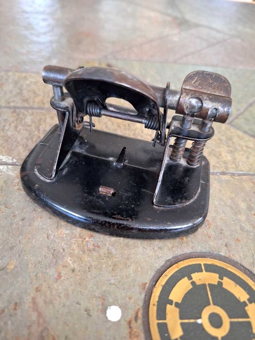 papetarie perforator hartie vintage SOENNECKEN german anii 1920 WWI