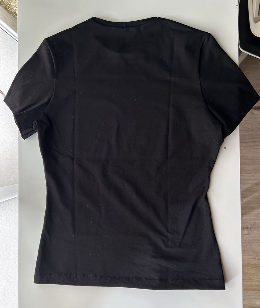 Дамска тениска S на Armani Exchange ОРИГИНАЛНА