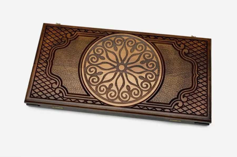 Нарды резные "Орнамент 2" из массива бука (Армения)