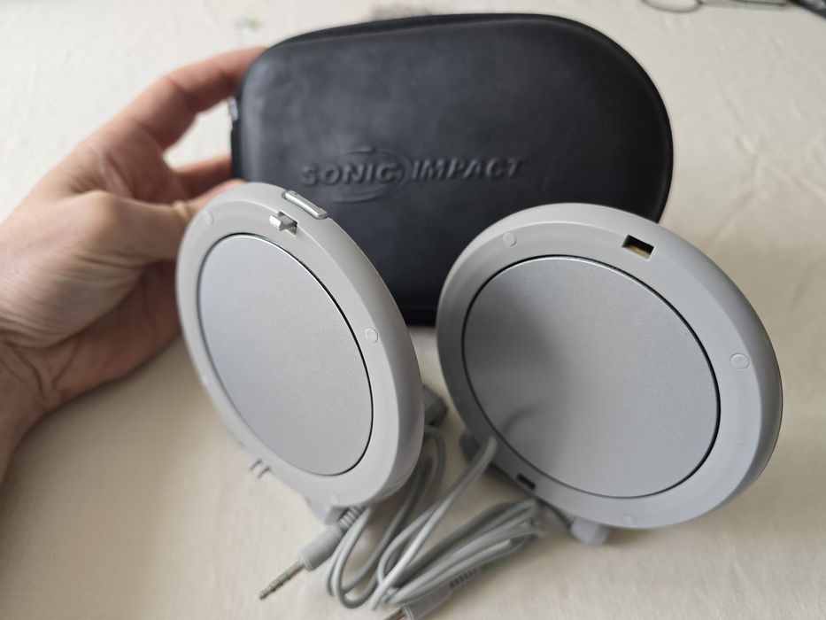 Set boxe portabile stereo, cu gentuță - alimentare baterii sau adaptor