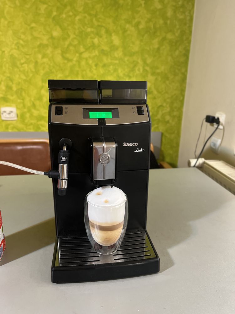 Aparat de cafea/expresor automat Saeco Lirika