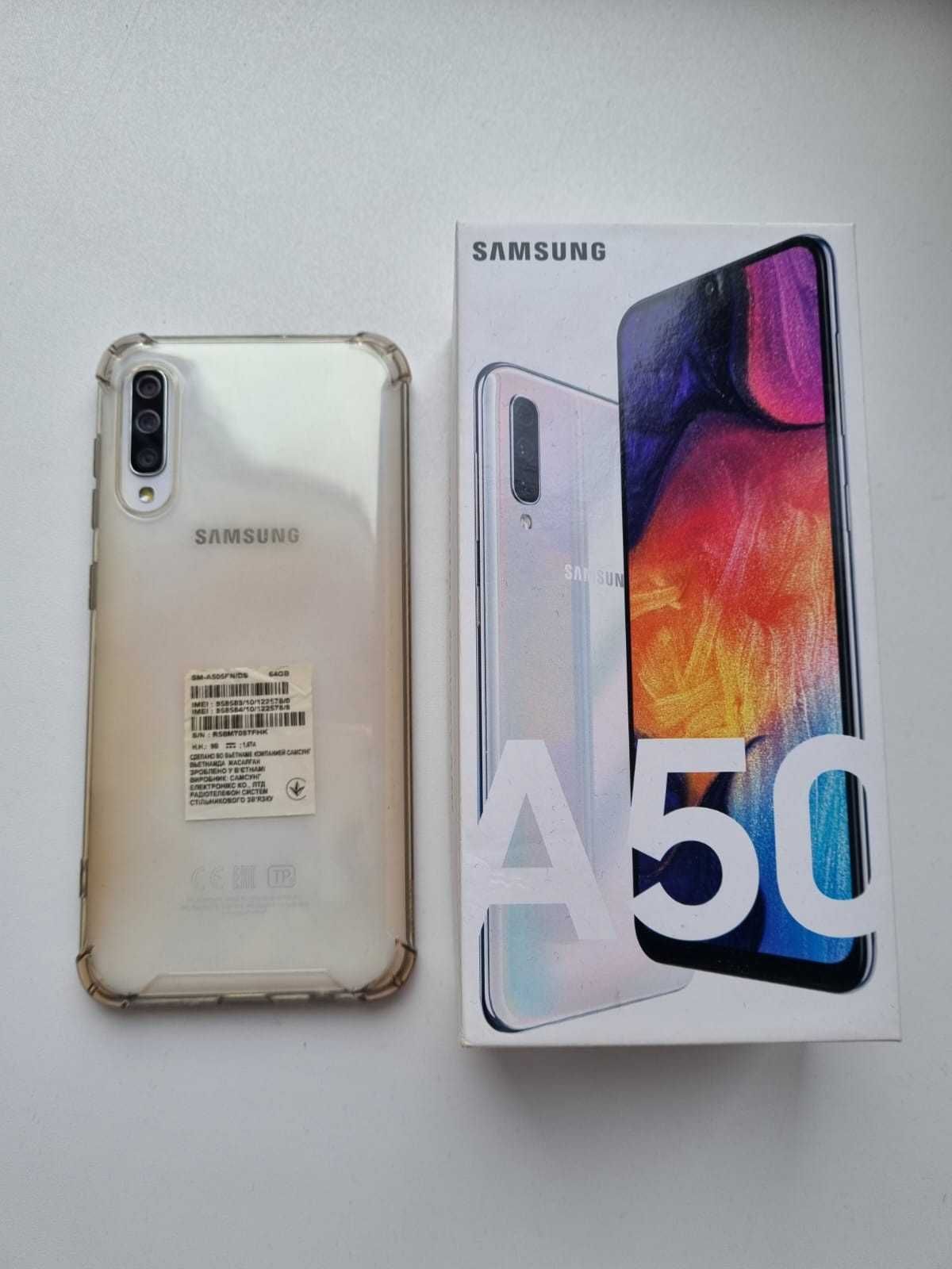 Смартфон Samsung A50