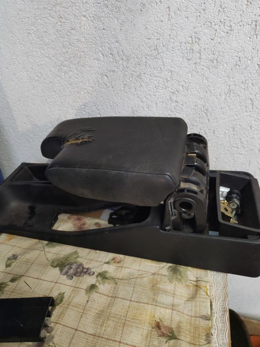 Подлакътник за BMW E36