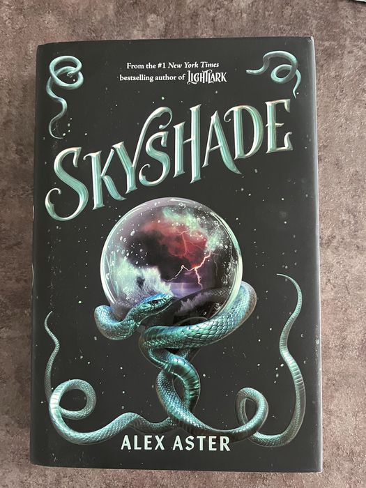 Skyshade книга - анг нова