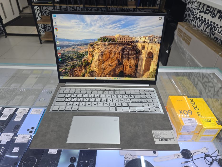 Asus VivoBook core i9 13900H озу 16gb ssd1000gb рассрочка Реал ломбард