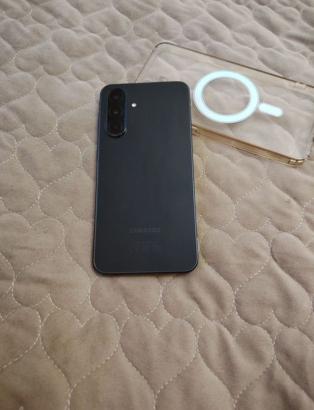 Samsung a 36 sotiladi srochno