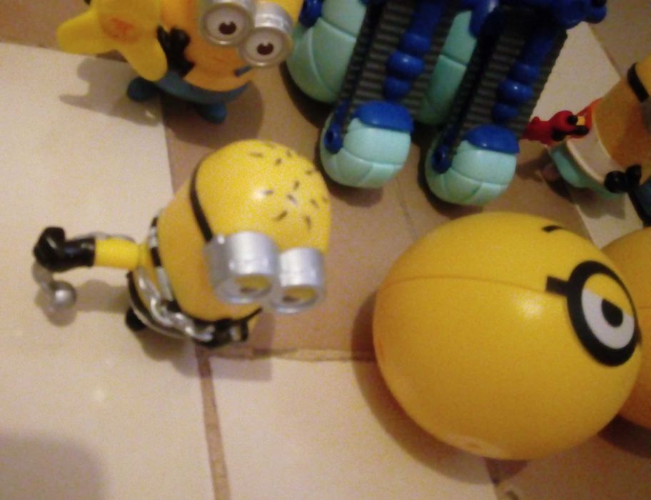 Лот с 8 броя фигурки на Миньоните на mcdonalds / макдоналдс и други