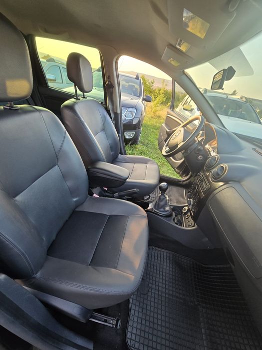 Dacia Duster 4×4 -1.5 dci-110Cp.An 2012-Modelul Prestige Nr.val 30zile