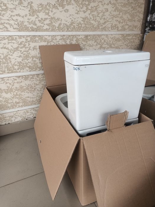 Унитаз белый б/у