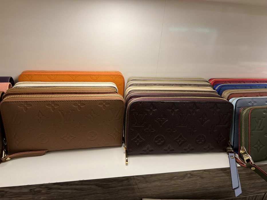 Portofel Louis Vuitton dama:Colecția noua/Poze reale