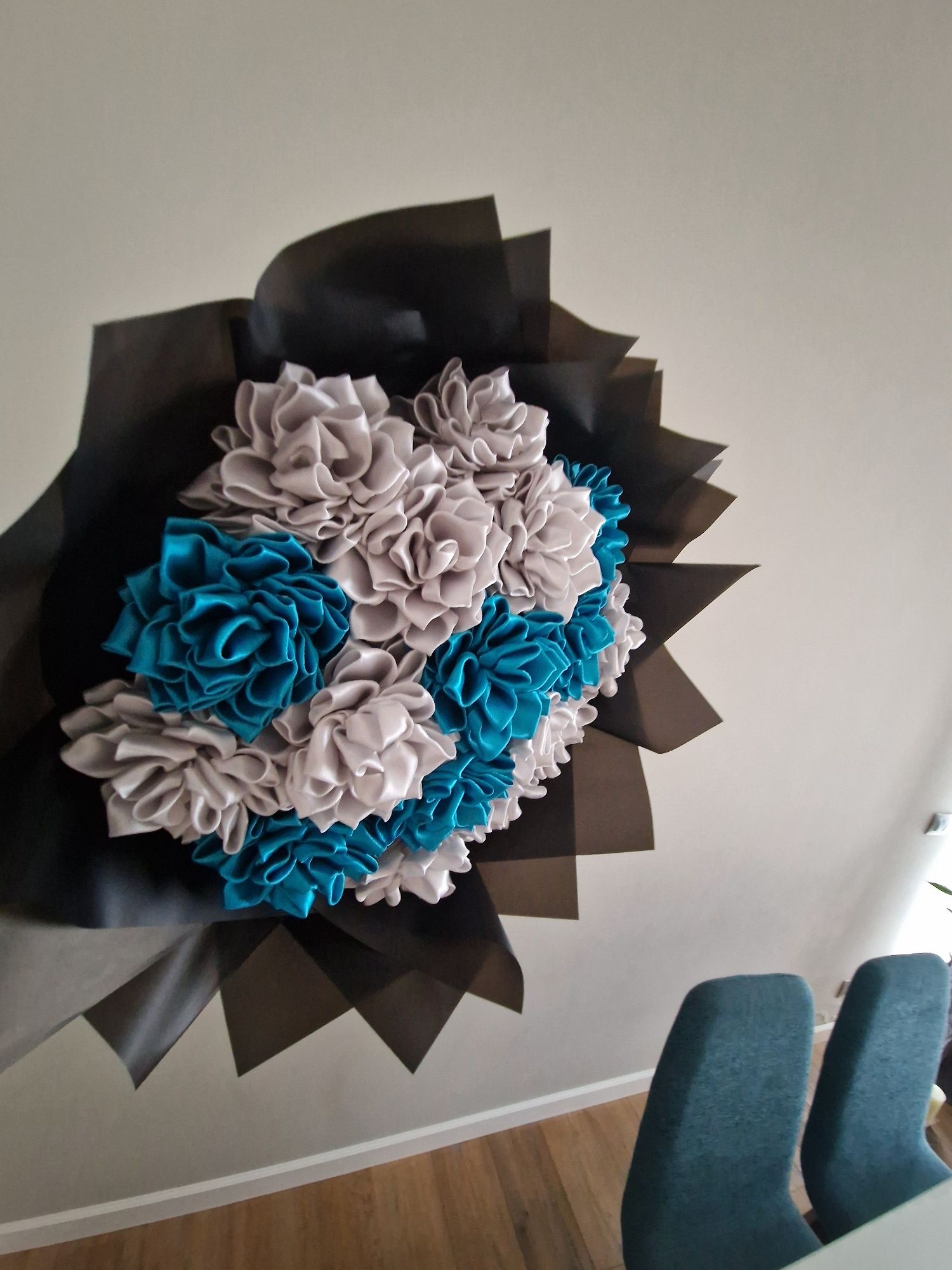 Buchet de flori din satin