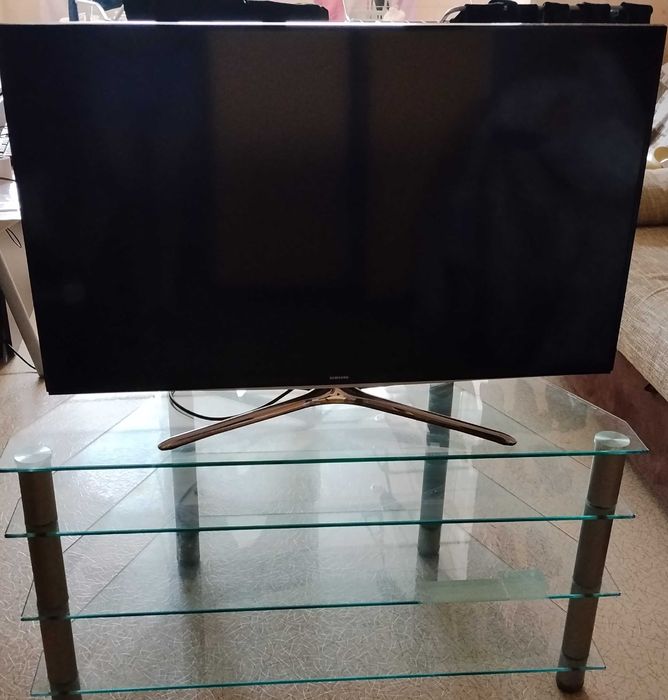 Тумба под ТВ стекло