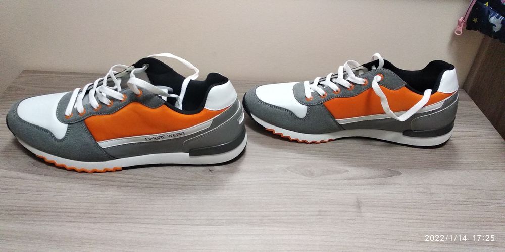 Спортни мъжки обувки