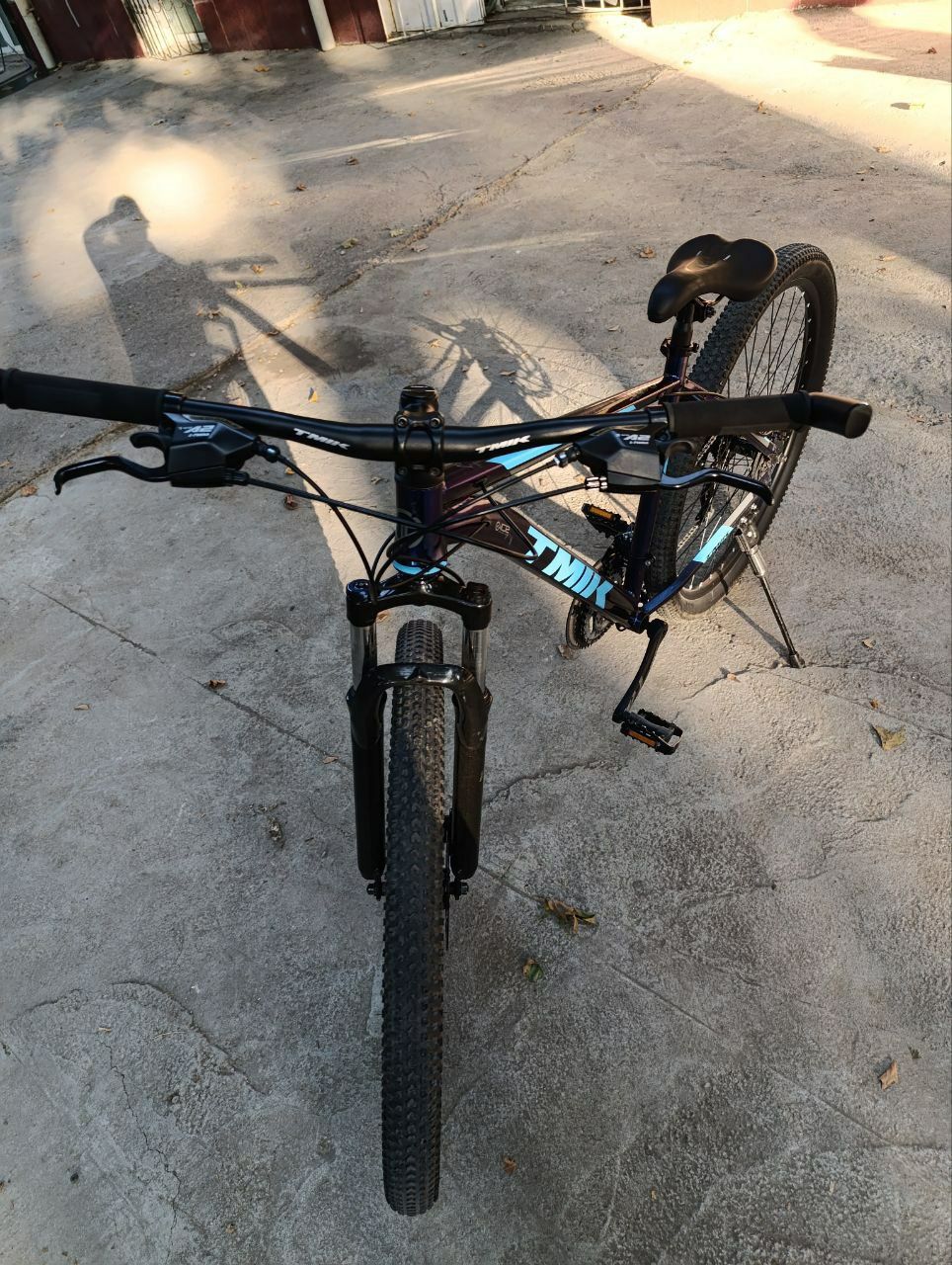 Sotiladi velosiped pocti yengi model TMIK skarasnky cotki hamma joyi i