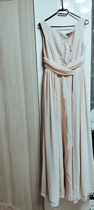 Rochie dama lunga de ocazie Asos măsura S (UK 10) nouă, cu eticheta