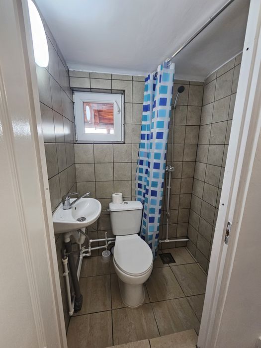 Garsoniera de închiriat