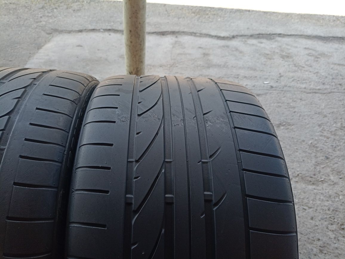 2 anvelope Bridgestone 305/30 ZR19