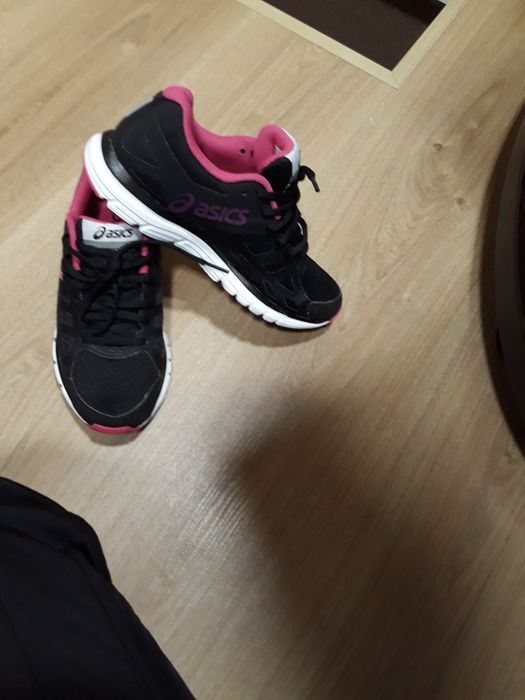 Маратонки Kappa и Asics