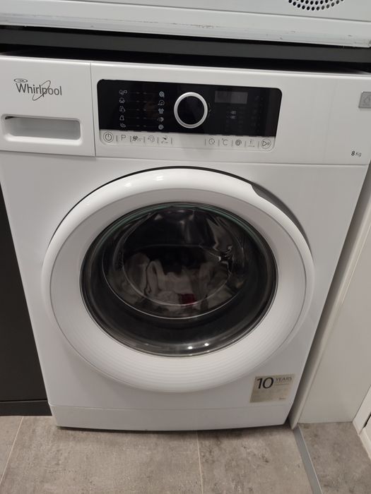 Пералня Whirlpool 8kg. 6-то чувство.