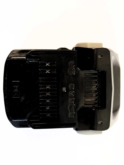 Универсално зарядно и батерия HiKOKI 14.4v-18v Li-Ion Battery 240v