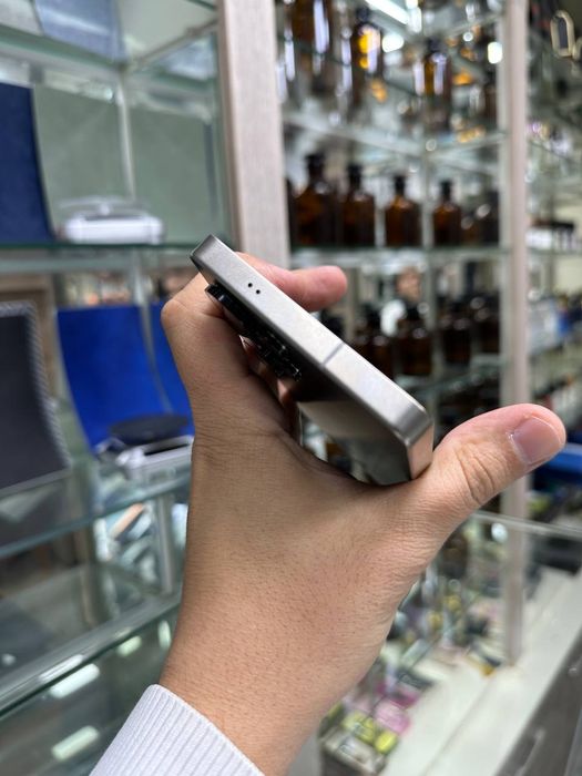 samsung S25 ultra 12/256Gb snapdragon