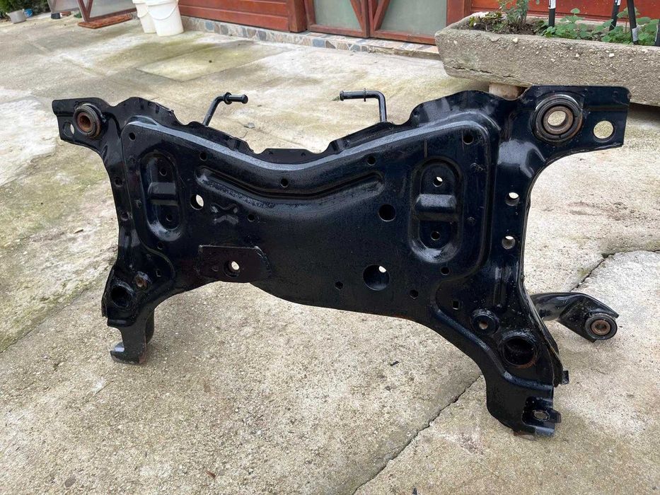 Cadru Auxiliar Față (Jug Motor) - Ford Focus 2/C-Max (Bucșe OEM Ford)