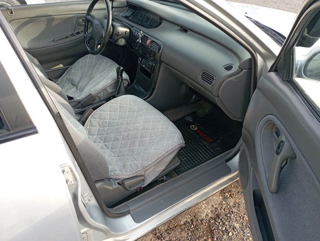 Mazda Cronos 626