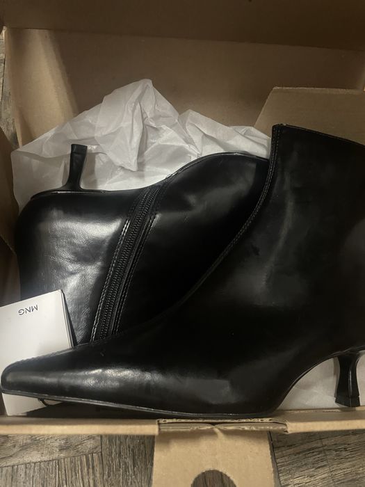 MANGO нови черни боти