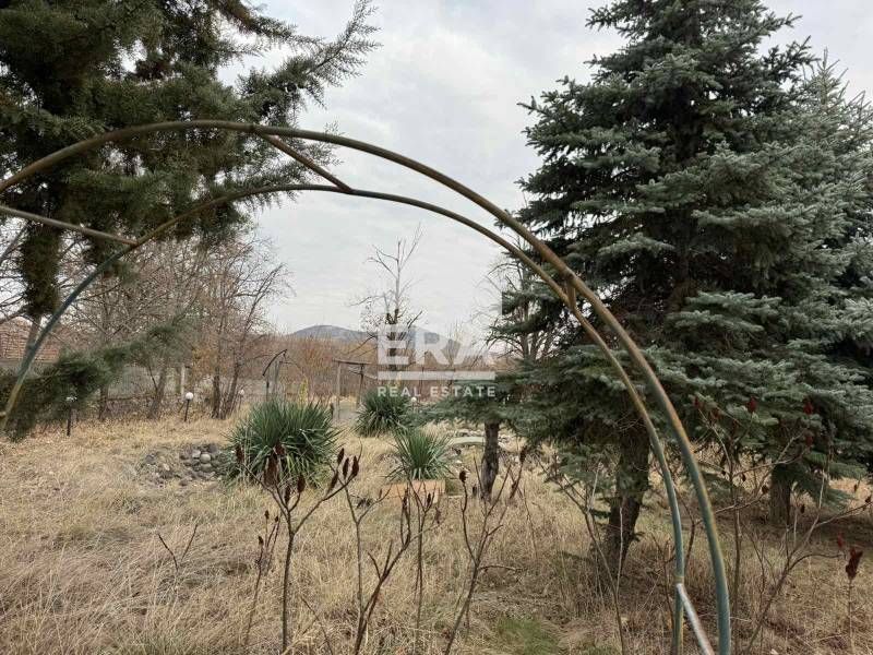 Уникален инвестиционен имот с голям потенциал в с. Сталево