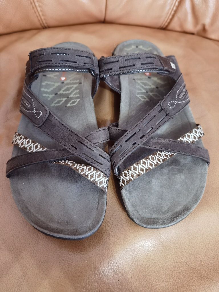 Sandale Merrell piele 39