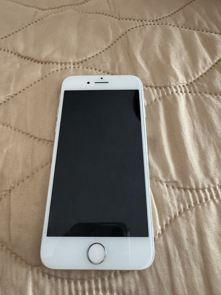 ЗА ЧАСТИ Iphone 8