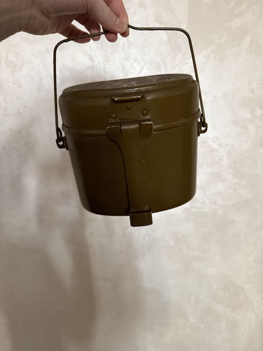 Армейский котелок