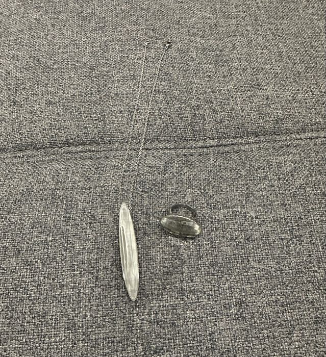 Колие и пръстен от кристал на Келвин Клайн