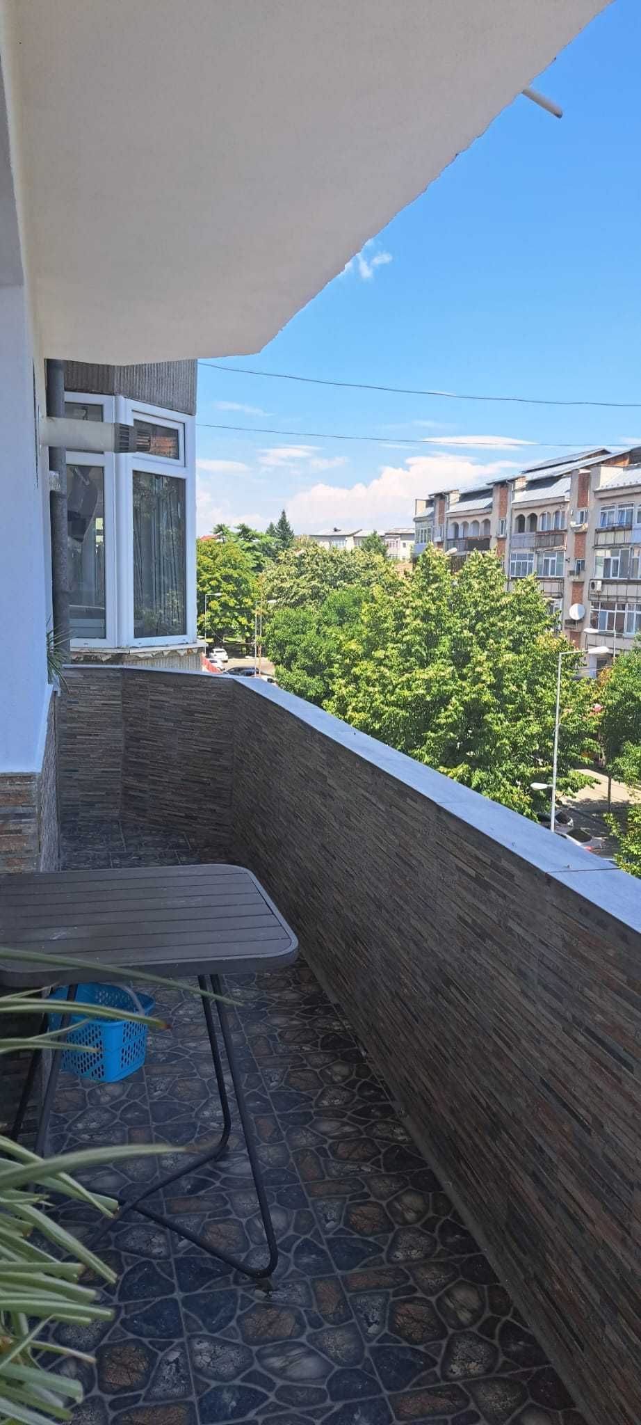 Garsonieră de închiriat