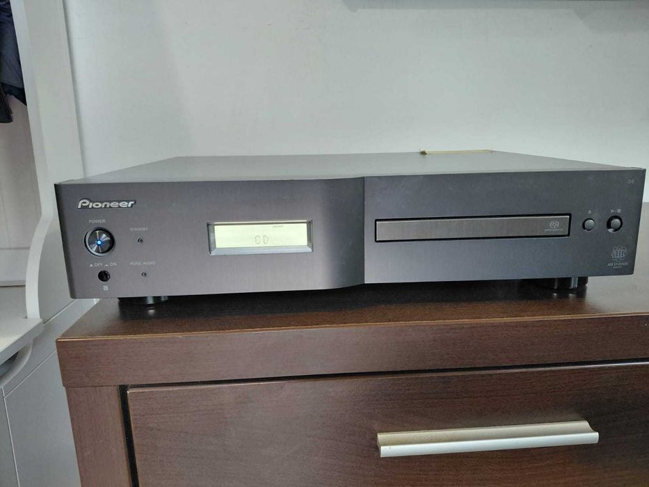 Linie Audio Hi-Fi PIONEER+Boxe Monitor Audio MMP 2 Stare Impecabilă