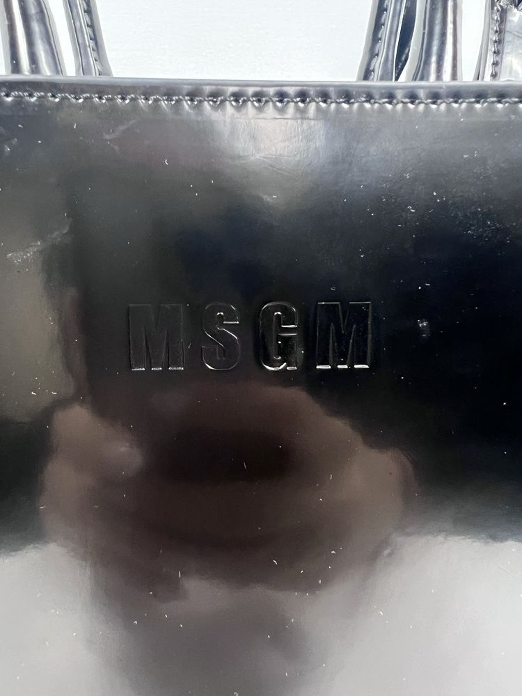 MSGM черна нова чанта с дълга дръжка