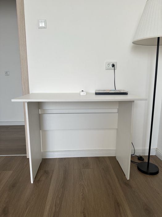 Письменный стол