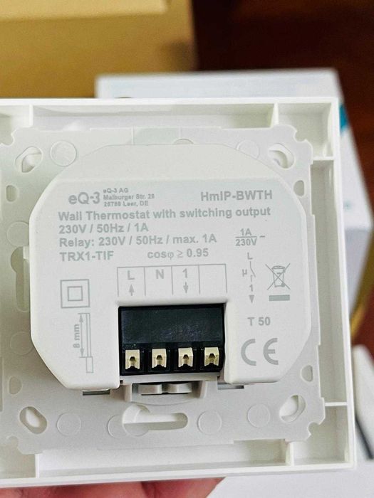 Termostat de perete Homematic IP cu ieșire de comutare 150628A0