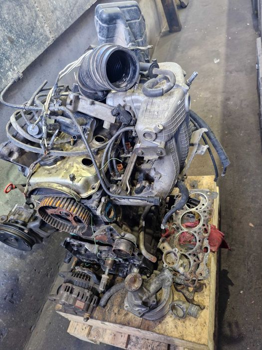 Двигател на части Mitsubishi