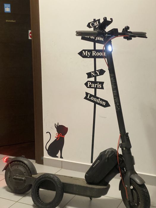 Trotineta electrica mi4 pro gen2 aproape noua + cauciuc nou