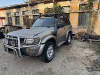 Dezmembrez Nissan Patrol Y61 2.8td scurt