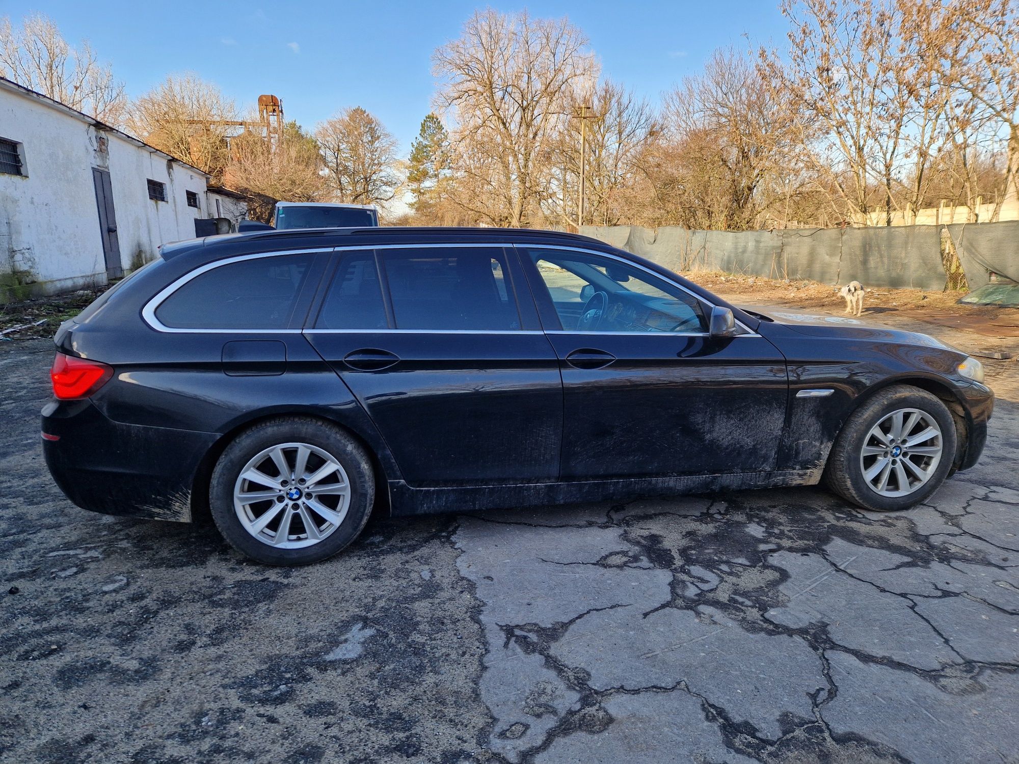 Dezmembrez BMW Seria 5 F10/F11 2011