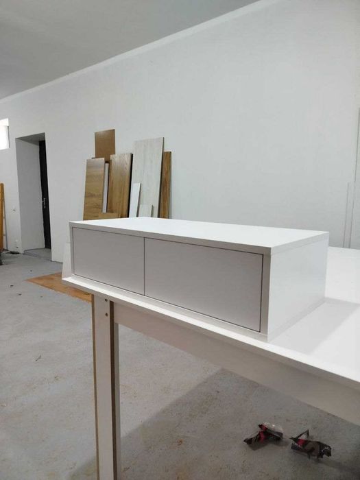 Навесная тумба 2 ящиков. 

435 000 сум