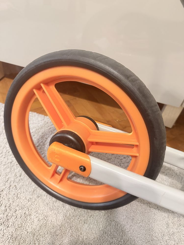 Bicicleta de echilibru