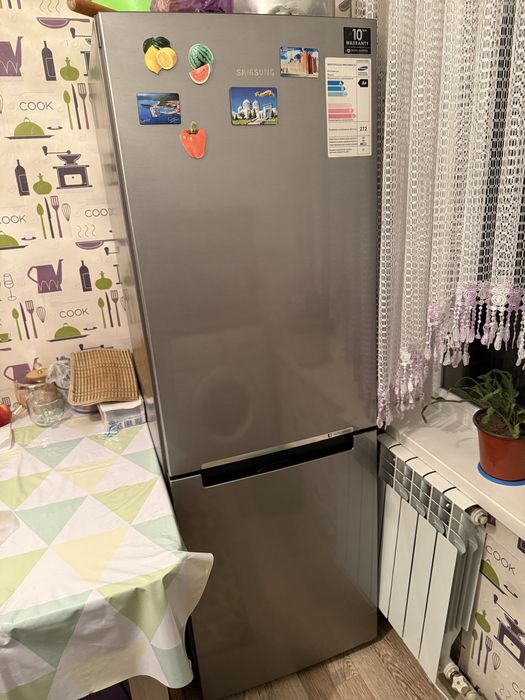 Холодильник марка LG