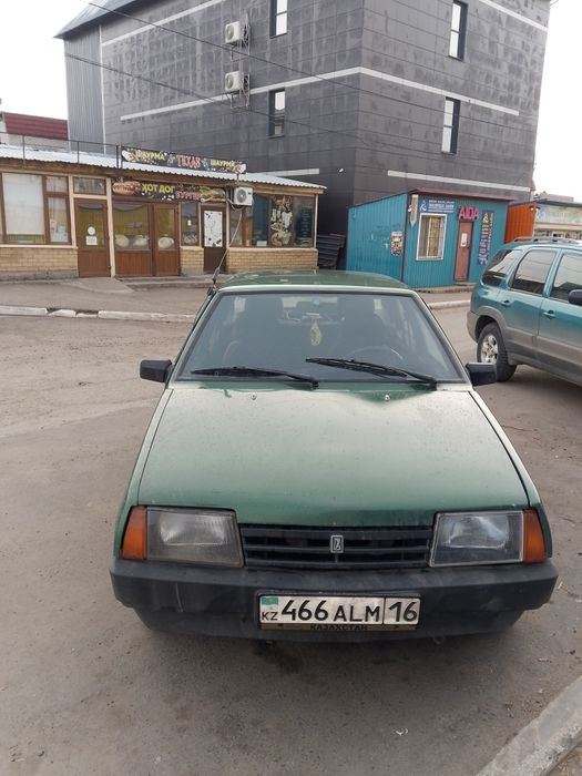 Продам машину ваз 21099