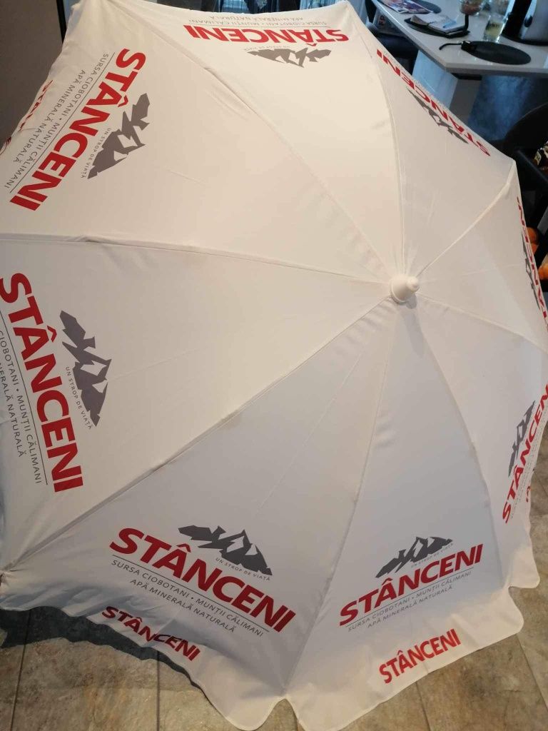 Umbrelela, umbrela