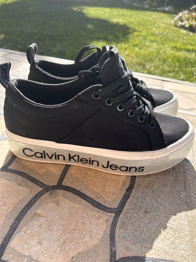 Кецове  оригинални не са реплика Calvin Klein Jeans